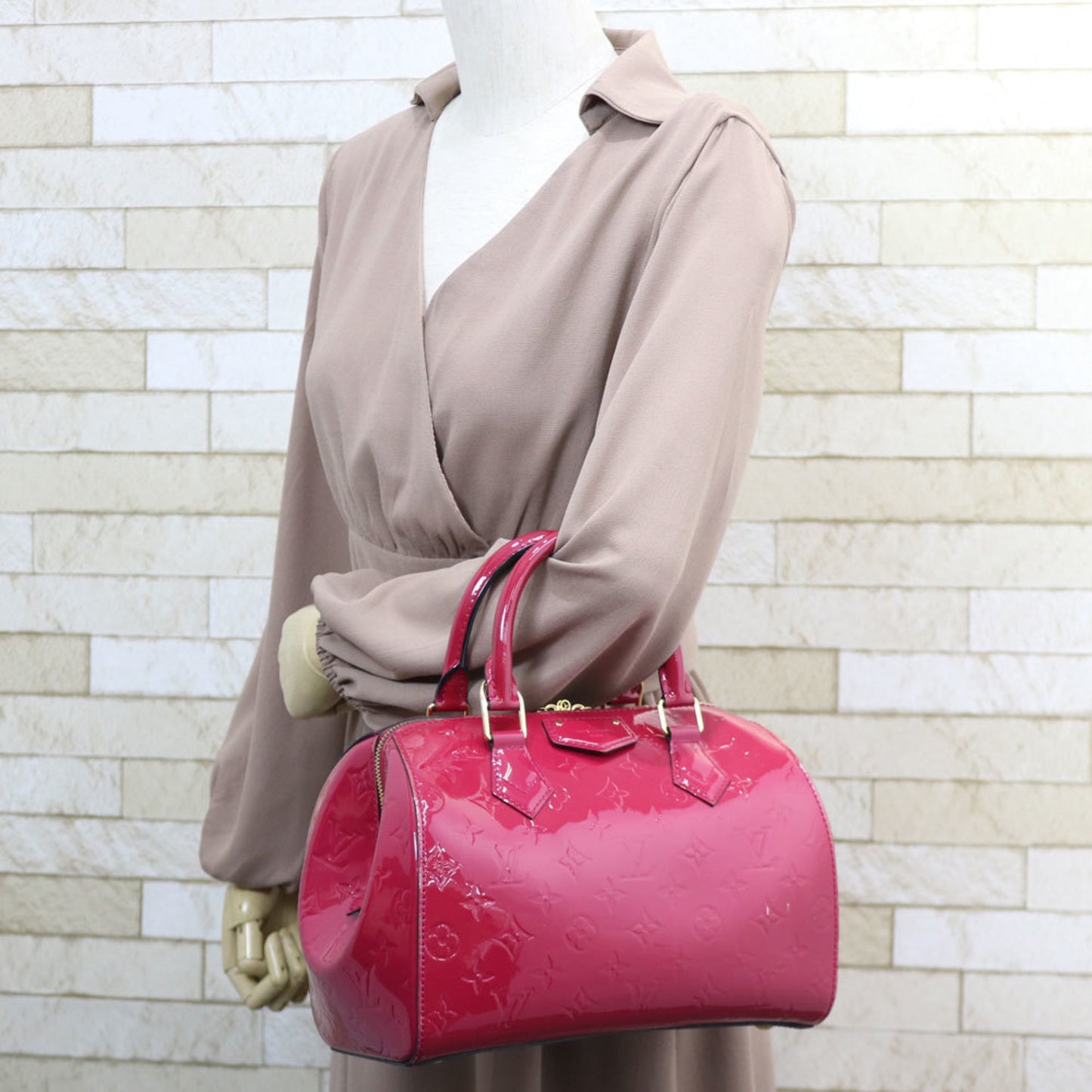 Louis Vuitton Montana, Pink, Canvas, handbag