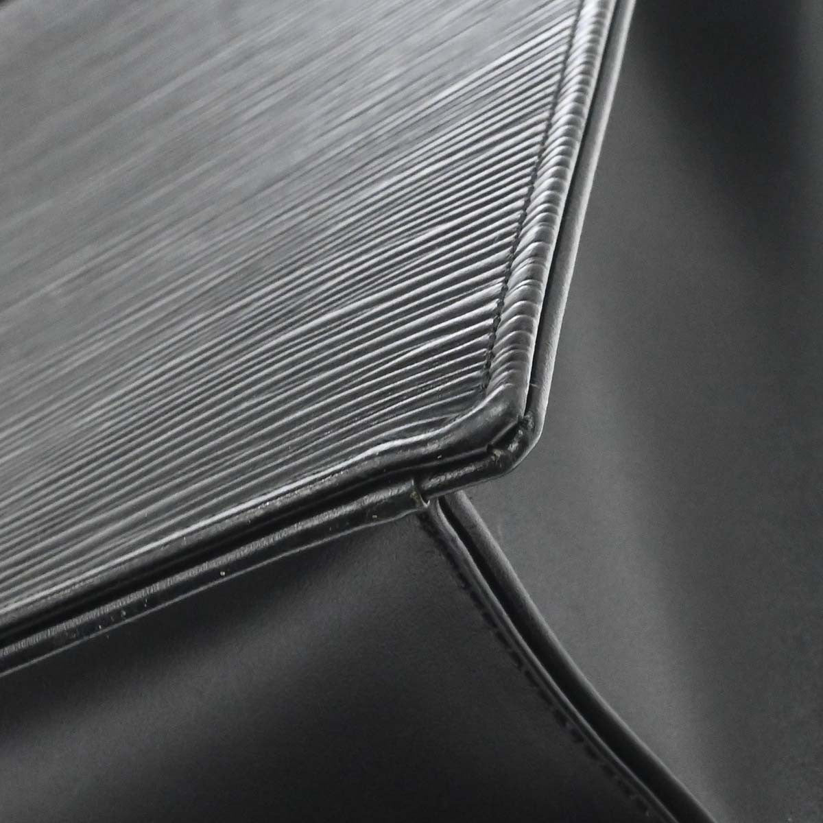 Louis Vuitton Ombre Epi Leather, Black, Leather, Handbag
