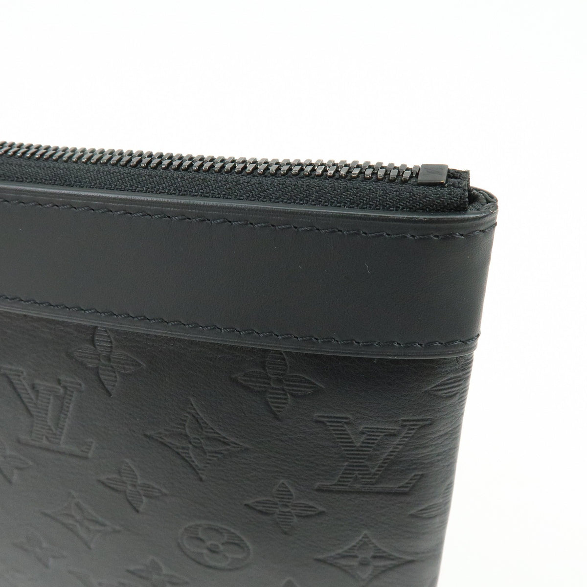 Louis Vuitton Discovery Pochette Monogram Shadow Leather, Black, Leather, Clutch