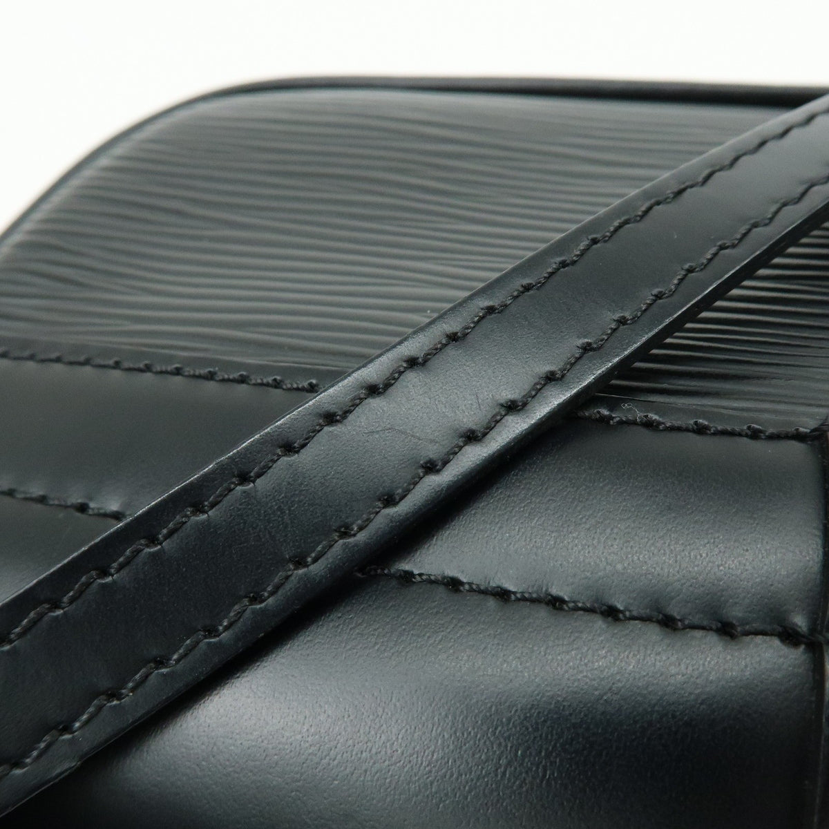 Louis Vuitton Montaigne Clutch Epi Leather, Black, Leather, Clutch