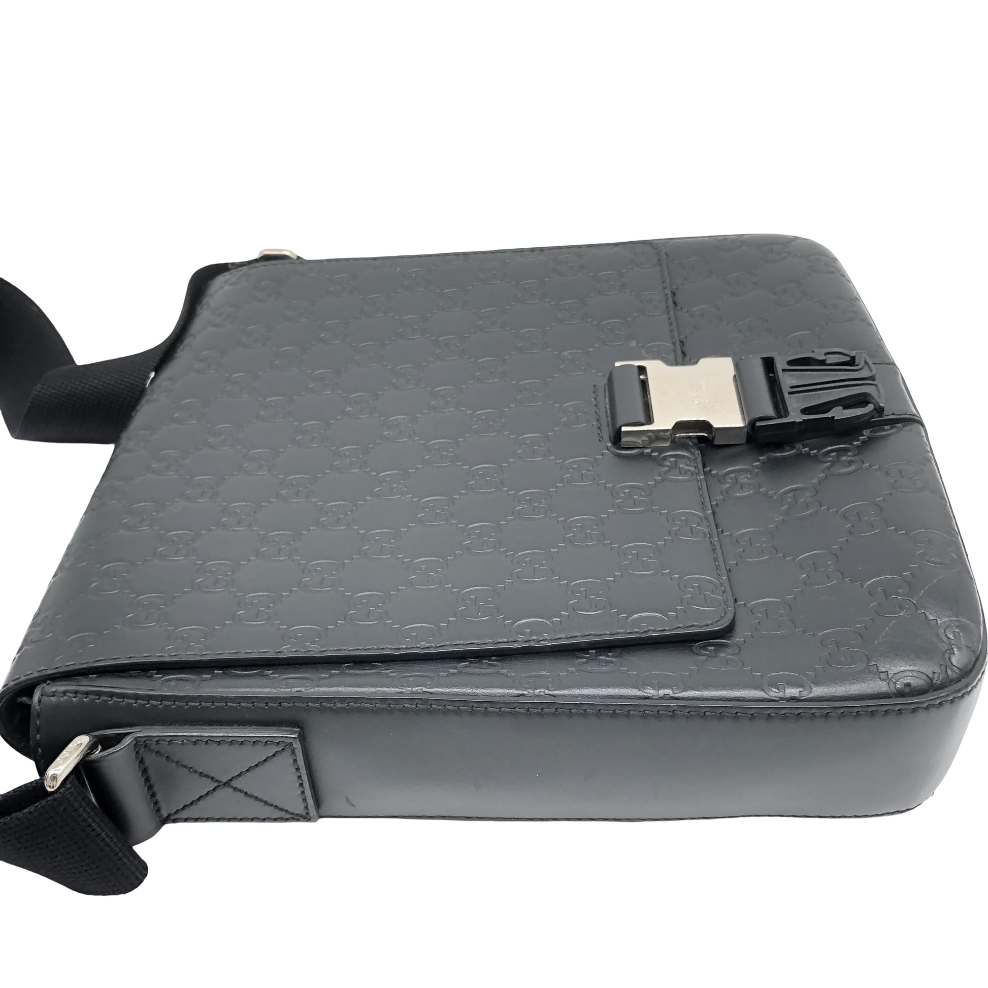 Gucci Buckle Flap Messenger Guccissima Leather, Black, Leather, Shoulder Bag