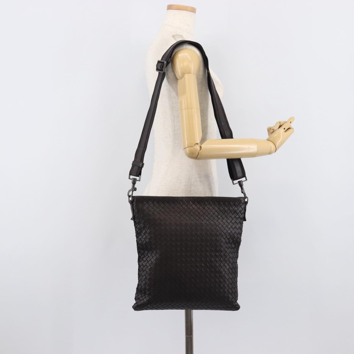 Bottega Veneta Flat Messenger Intrecciato Nappa, Black, Leather, Handbag