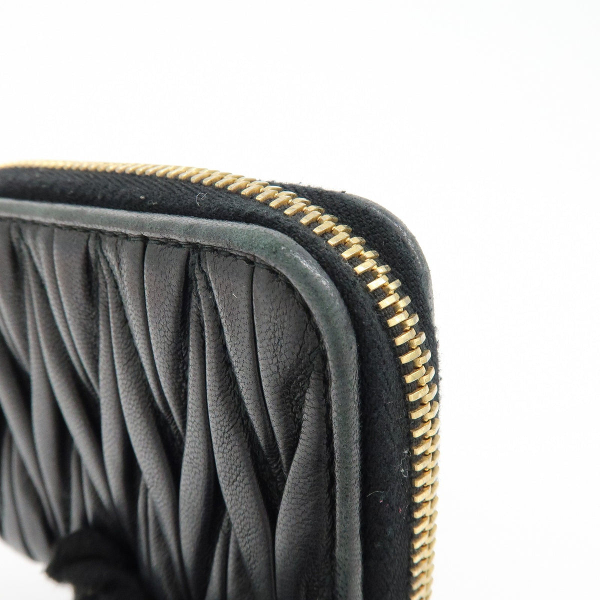 Miu Miu Zip Around Matelasse Leather, Black, Leather, Wallet
