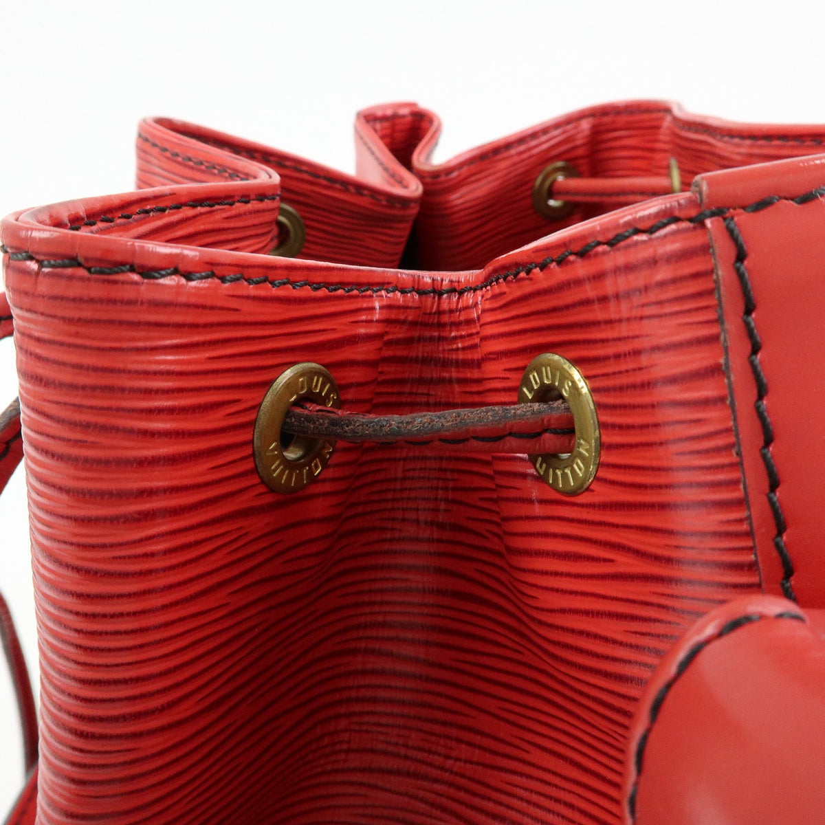 Louis Vuitton Petit Noe Epi Leather, Red, Leather, Handbag