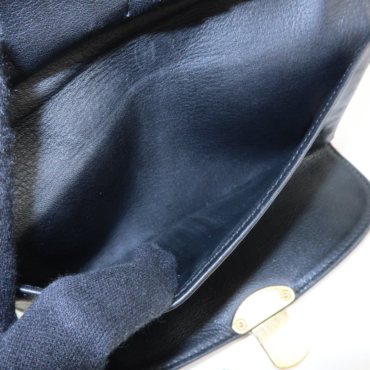 Louis Vuitton Amelia Mahina Leather, Black, Leather, Wallet