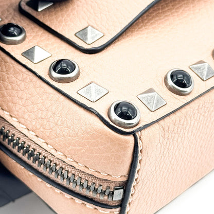 Valentino Garavani Rockstud Chain Camera Leather, Brown, Leather, Crossbody Bag