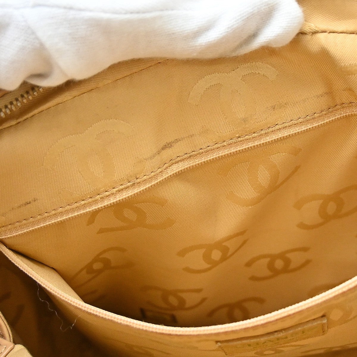 Chanel Surpique Zip Around Satchel Quilted Leather, Beige, Leather, Handbag