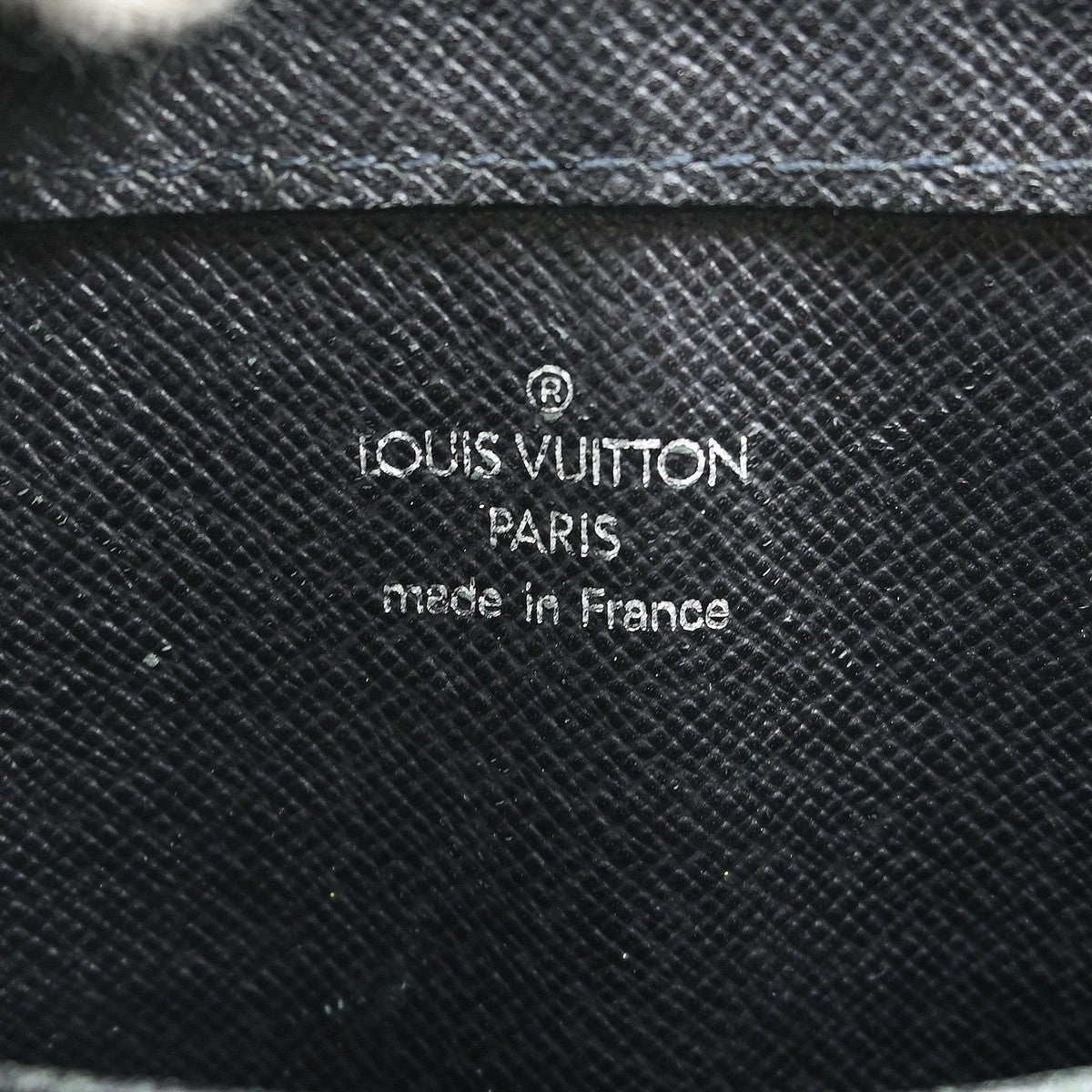 Louis Vuitton Pochette Baikal Clutch Taiga Leather, Black, Leather, Clutch