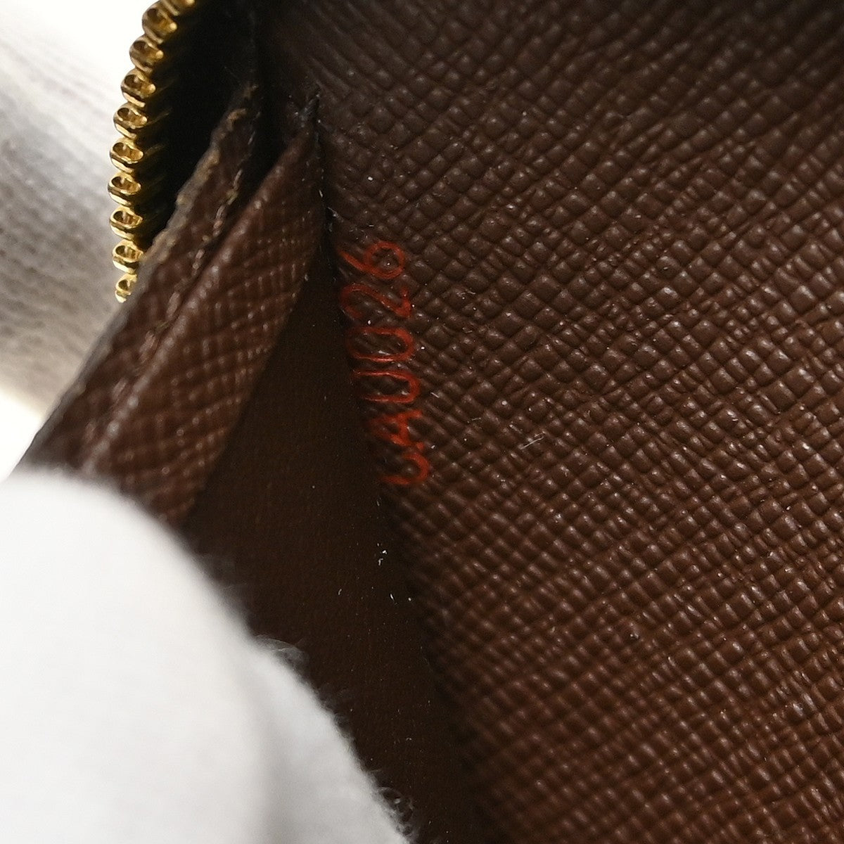 Louis Vuitton Porte-Monnaie Zippy Damier, Brown, Canvas, Wallet
