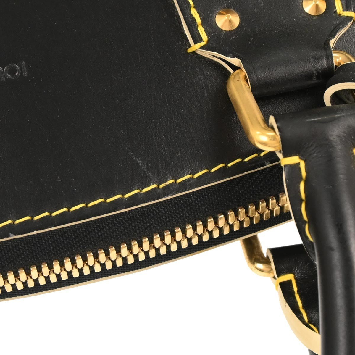 Louis Vuitton Suhali Lockit Leather, Black, Leather, Handbag