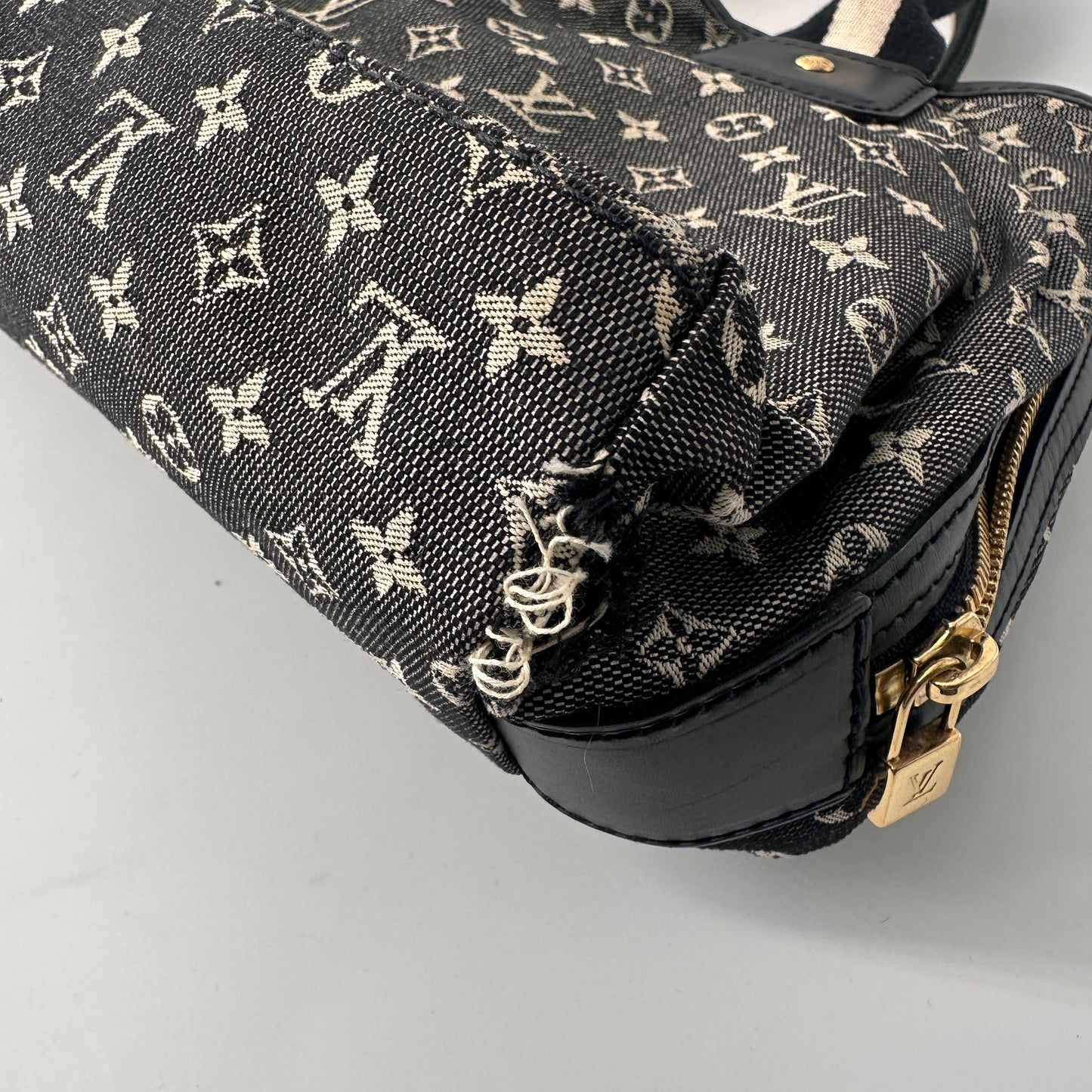 Louis Vuitton Mary Kate Messenger Bag Standard, BLACK, CANVAS, Crossbody bag