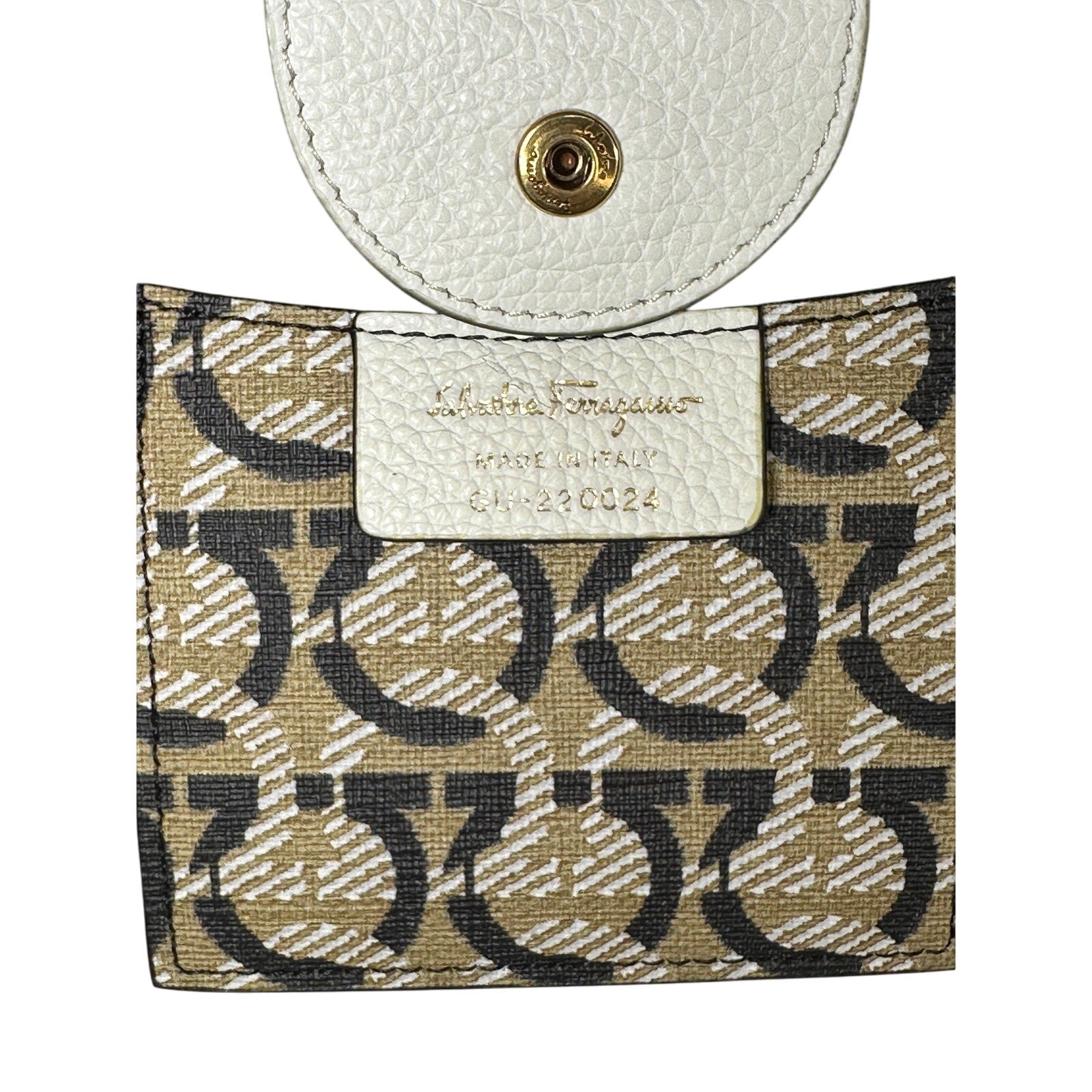 Zippy wallet