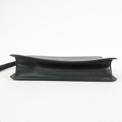 Louis Vuitton Selenga Pochette Taiga Leather, Black, Leather, Clutch