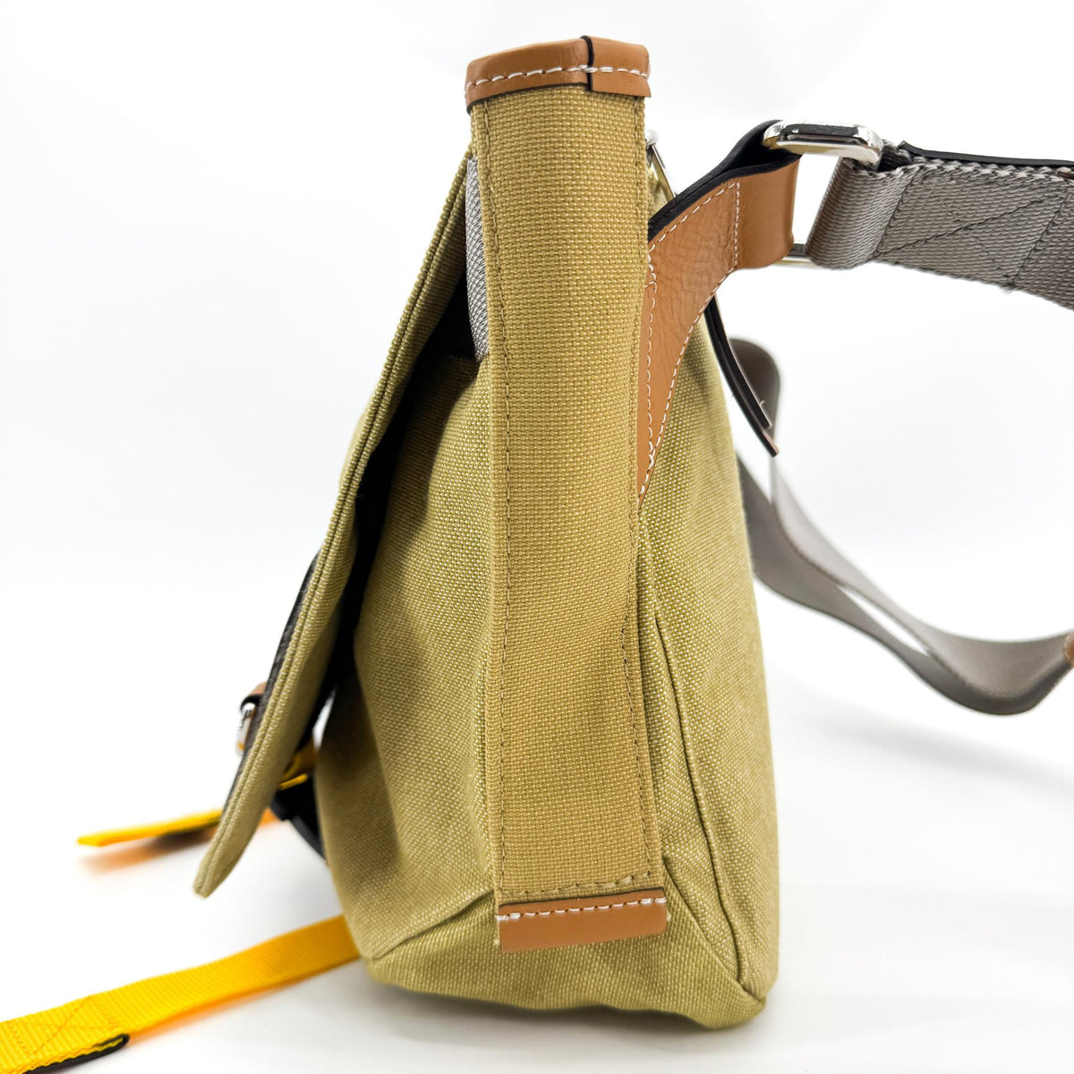 Loewe Shoulder bag Canvas, Brown, Canvas, Shoulder Bag