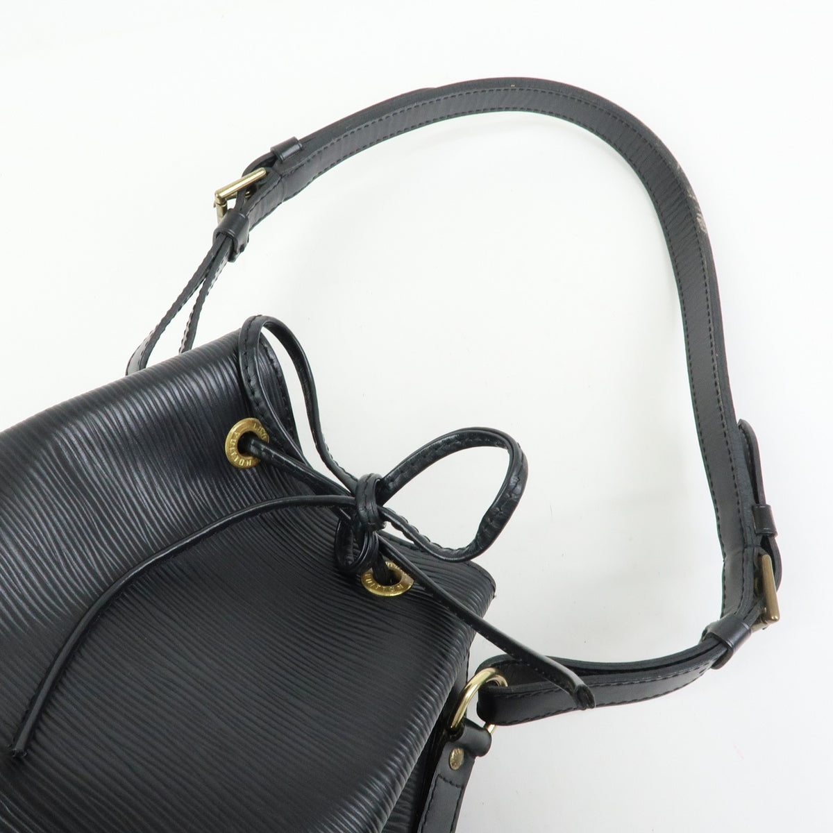 Louis Vuitton Noe Epi Leather, Black, Leather, Shoulder Bag
