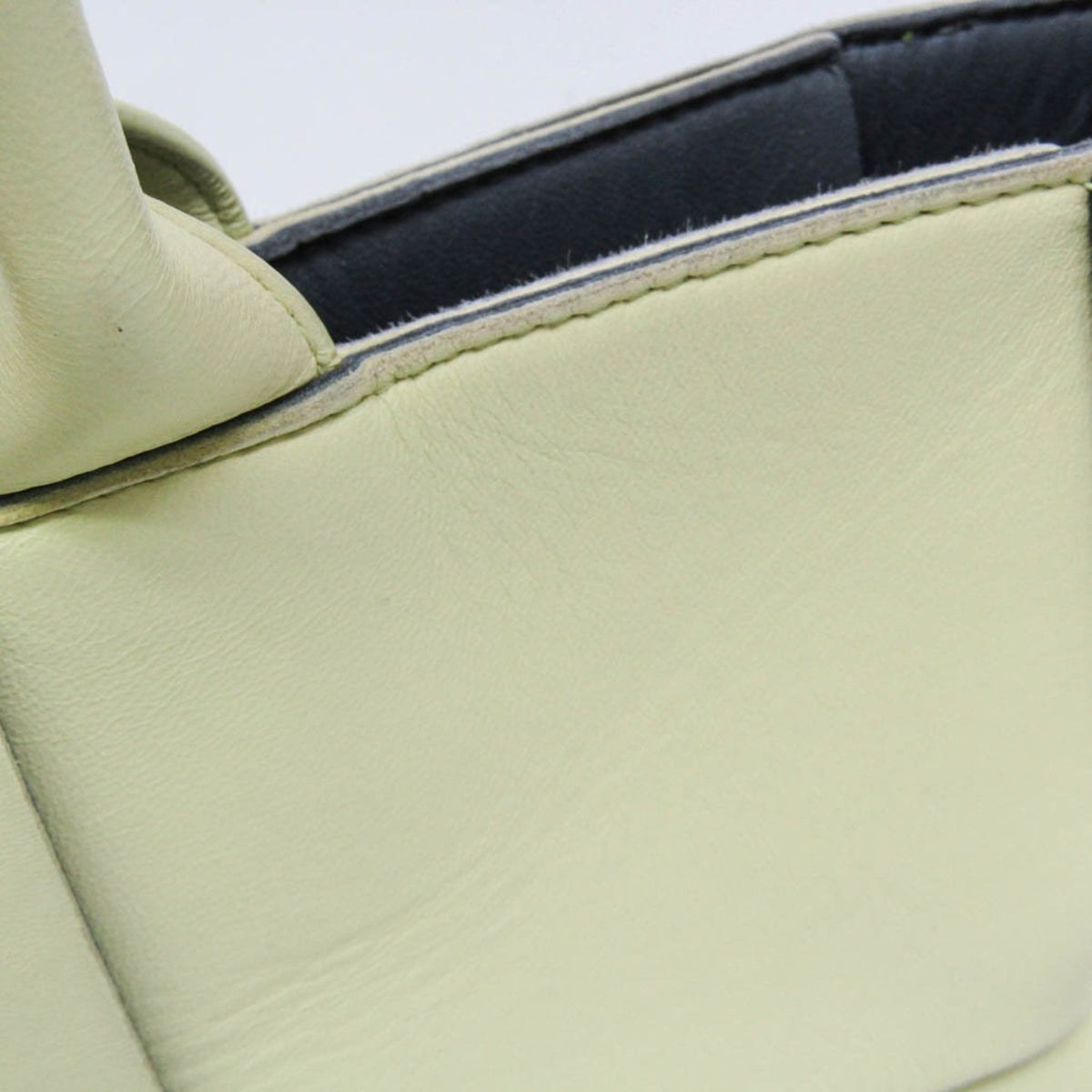 Bottega Veneta Arco Maxi Intrecciato Leather, Green, Leather, Tote Bag