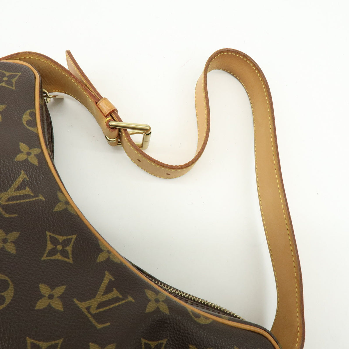 Louis Vuitton Croissant Monogram Canvas, Brown, Canvas, Handbag