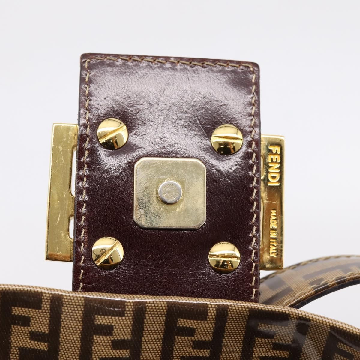 Fendi Baguette Patent Leather, Beige, Patent Leather, Handbag