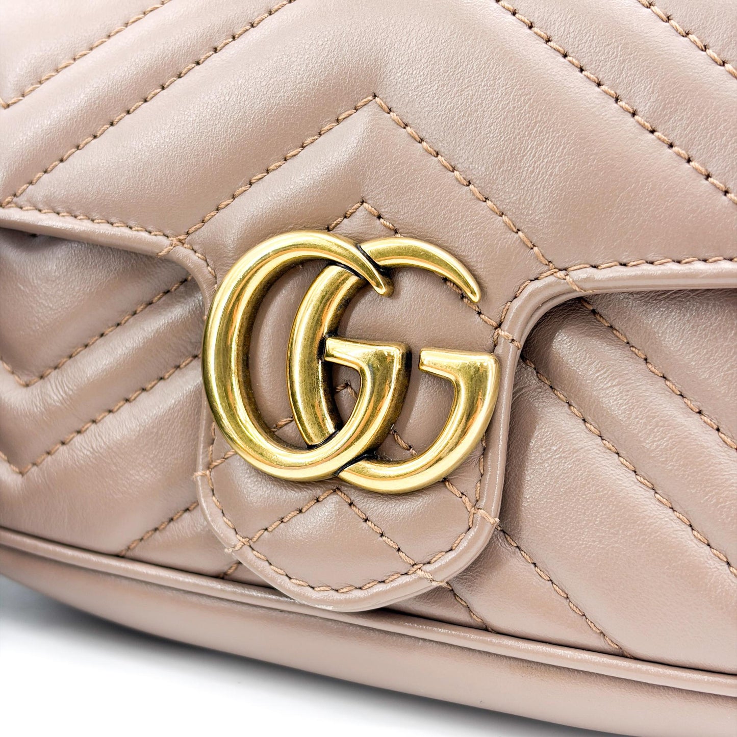 Gucci GG Marmont Flap Chevron Leather, Beige, Leather, Shoulder Bag
