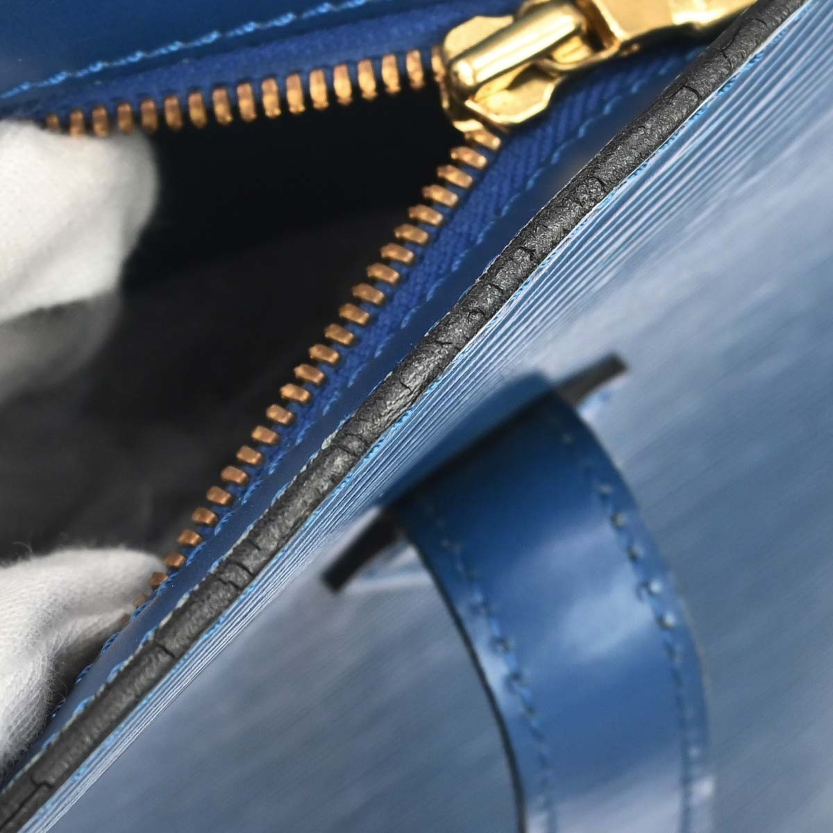 Louis Vuitton Lussac Epi Leather, Blue, Leather, Shoulder Bag