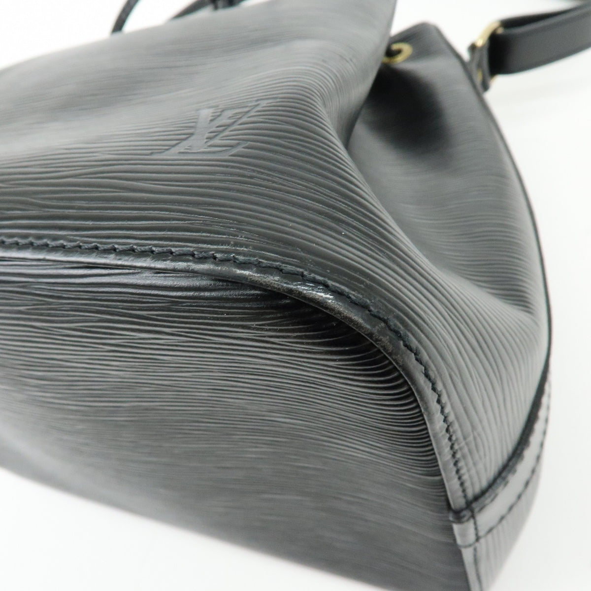 Louis Vuitton Noe Epi Leather, Black, Leather, Shoulder Bag
