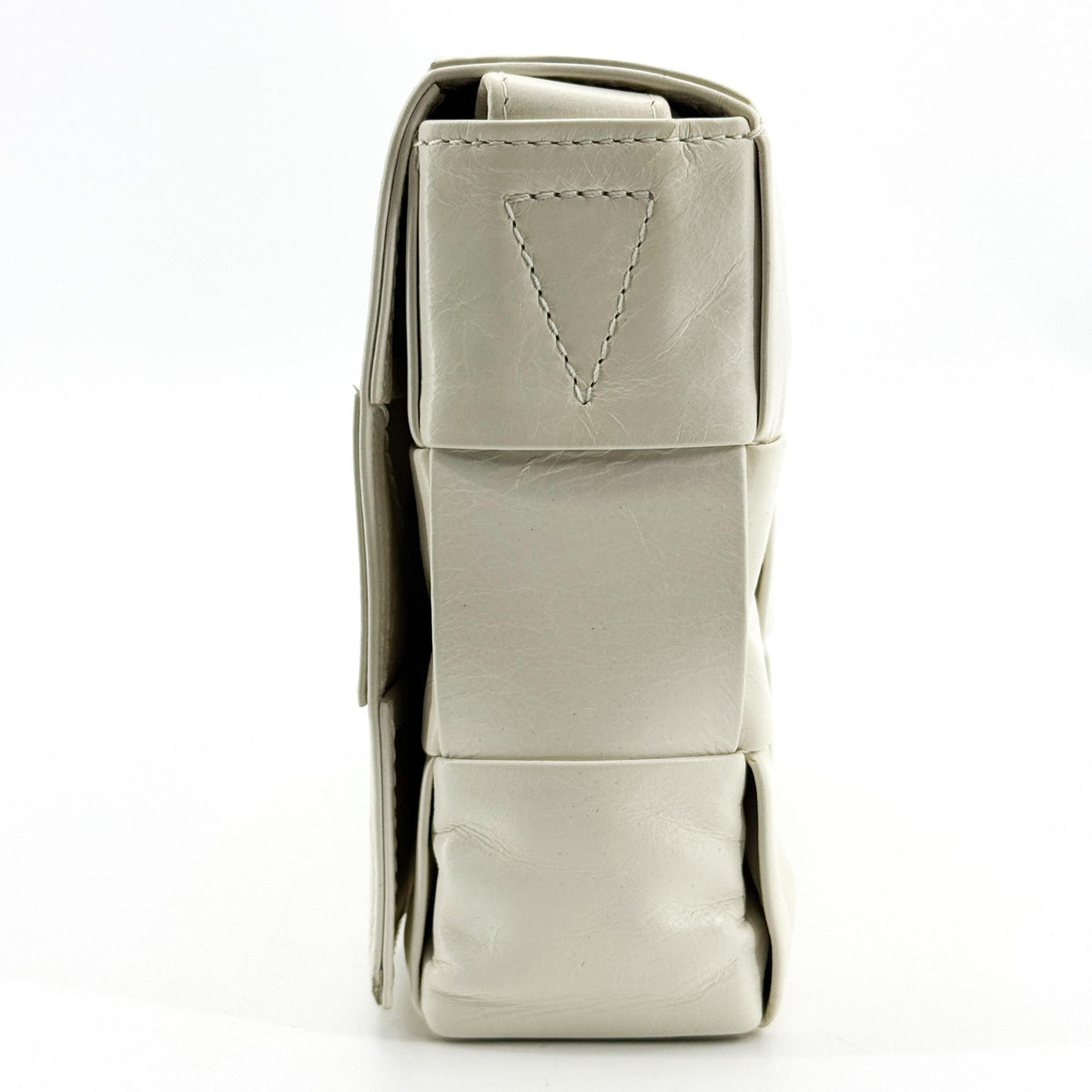 Bottega Veneta Brick Cassette Maxi Intrecciato Leather, White, Leather, Shoulder Bag
