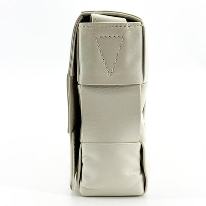 Bottega Veneta Brick Cassette Maxi Intrecciato Leather, White, Leather, Shoulder Bag