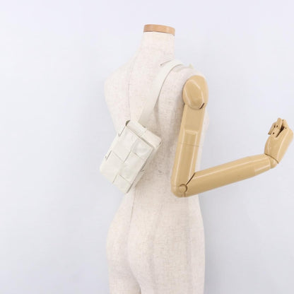 Bottega Veneta Cassette Belt Maxi Intrecciato Leather, White, Leather, Clutch