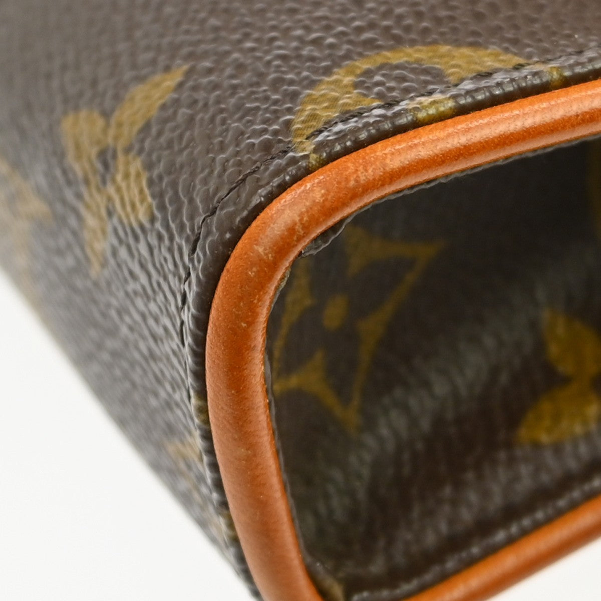 Louis Vuitton Florentine Canvas, Brown, Canvas, Clutch
