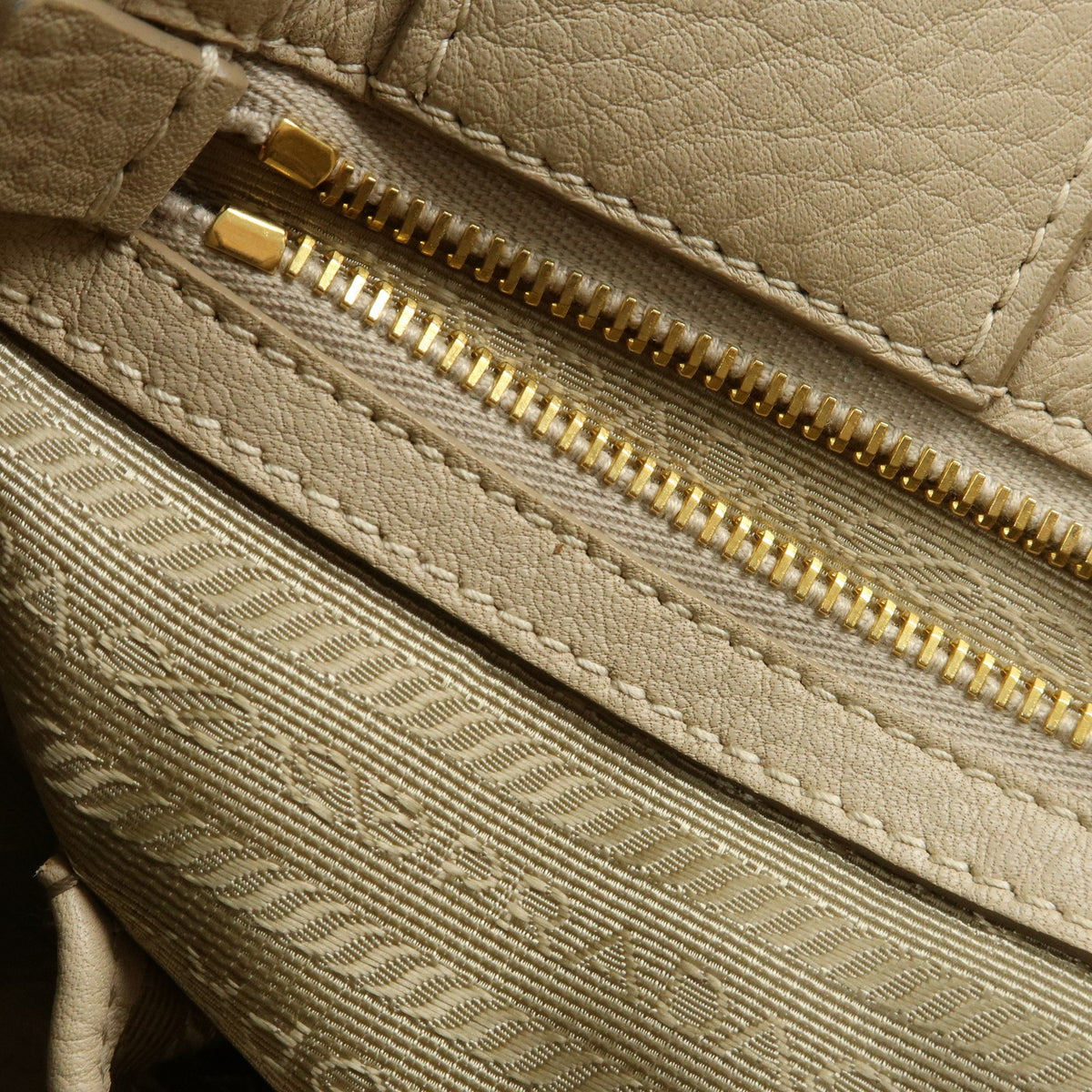 Prada Canapa Vitello Daino, Beige, Leather, Tote Bag