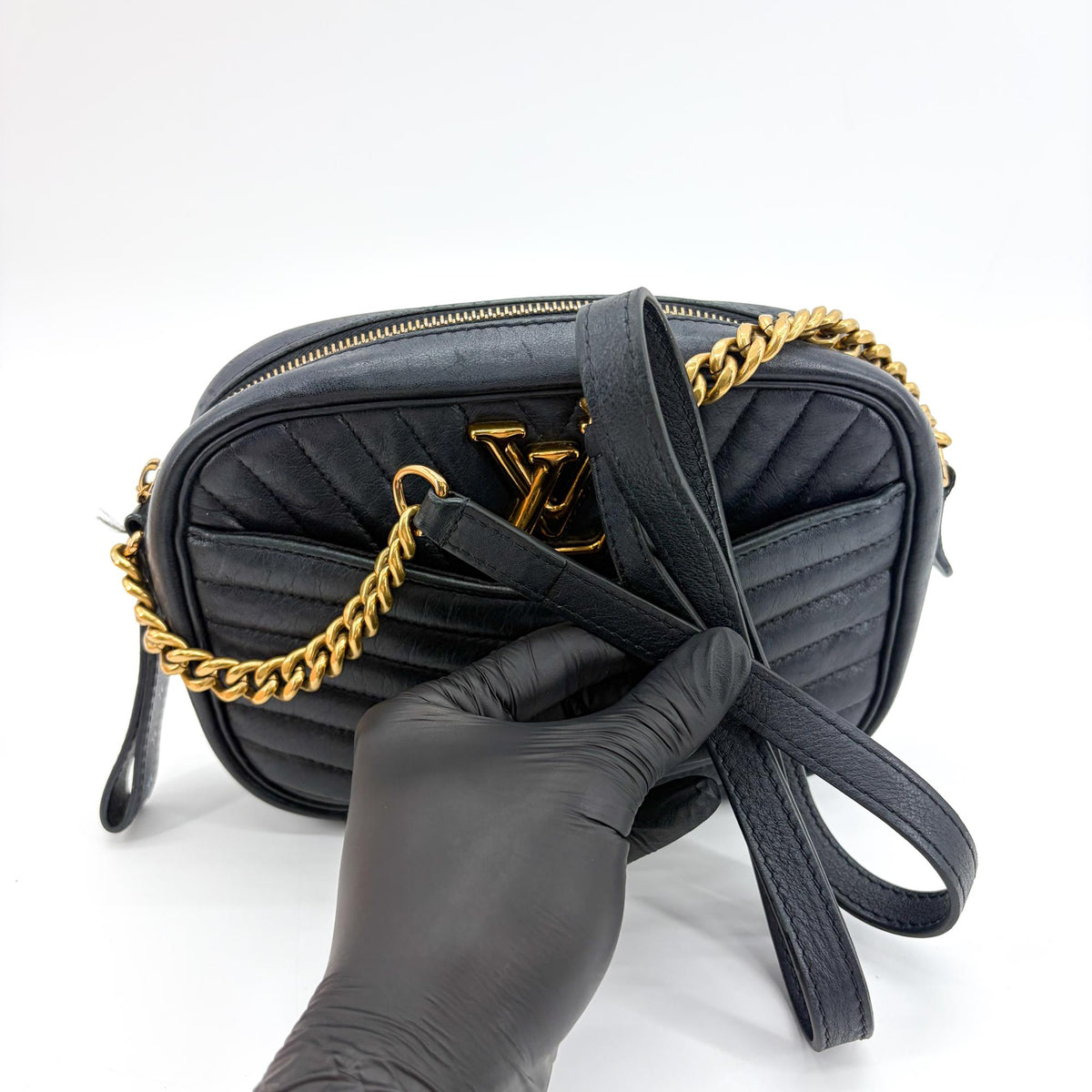 Louis Vuitton New Wave Camera Quilted Leather, Black, Leather, Handbag
