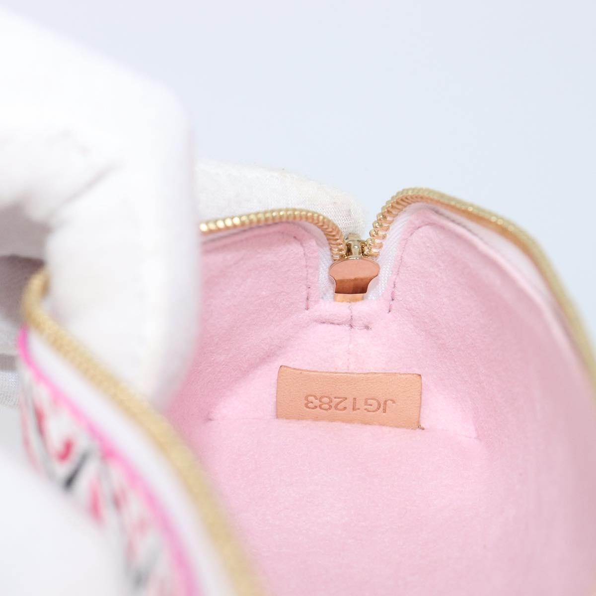 Louis Vuitton Elizabeth Pencil Limited Edition Escale Monogram Giant, Pink, Canvas, Clutch