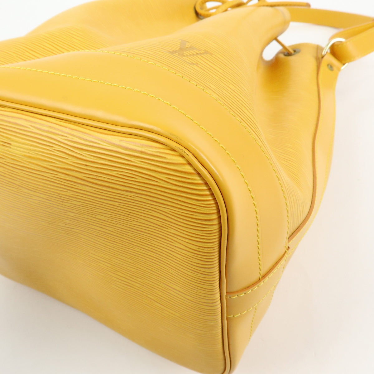 Louis Vuitton Noe Epi Leather, Yellow, Leather, Shoulder Bag