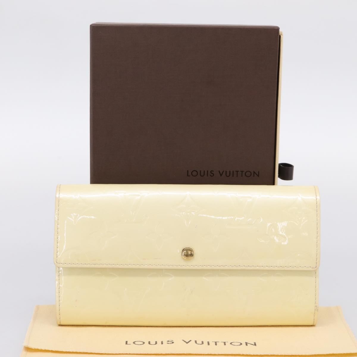 Louis Vuitton Vintage Sarah Monogram Vernis, Beige, Patent Leather, Wallet