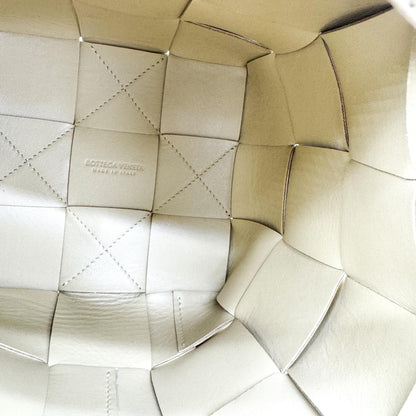 Bottega Veneta Cassette Leather, Beige, Leather, Shoulder Bag