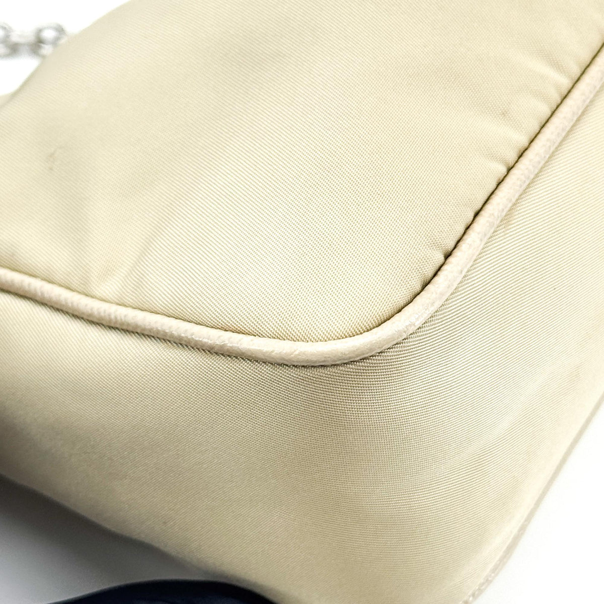 Prada Re-Edition 2005 Tessuto, Beige, Nylon, Shoulder Bag