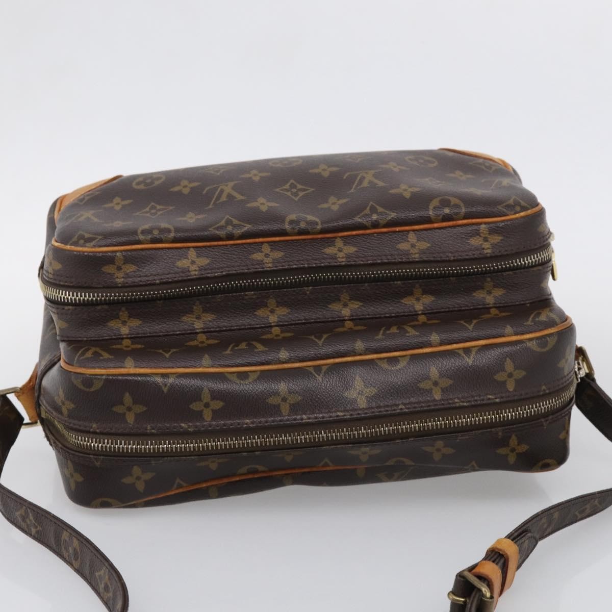 Louis Vuitton Nil Shoulder Bag Monogram Canvas, Brown, Canvas, Shoulder Bag