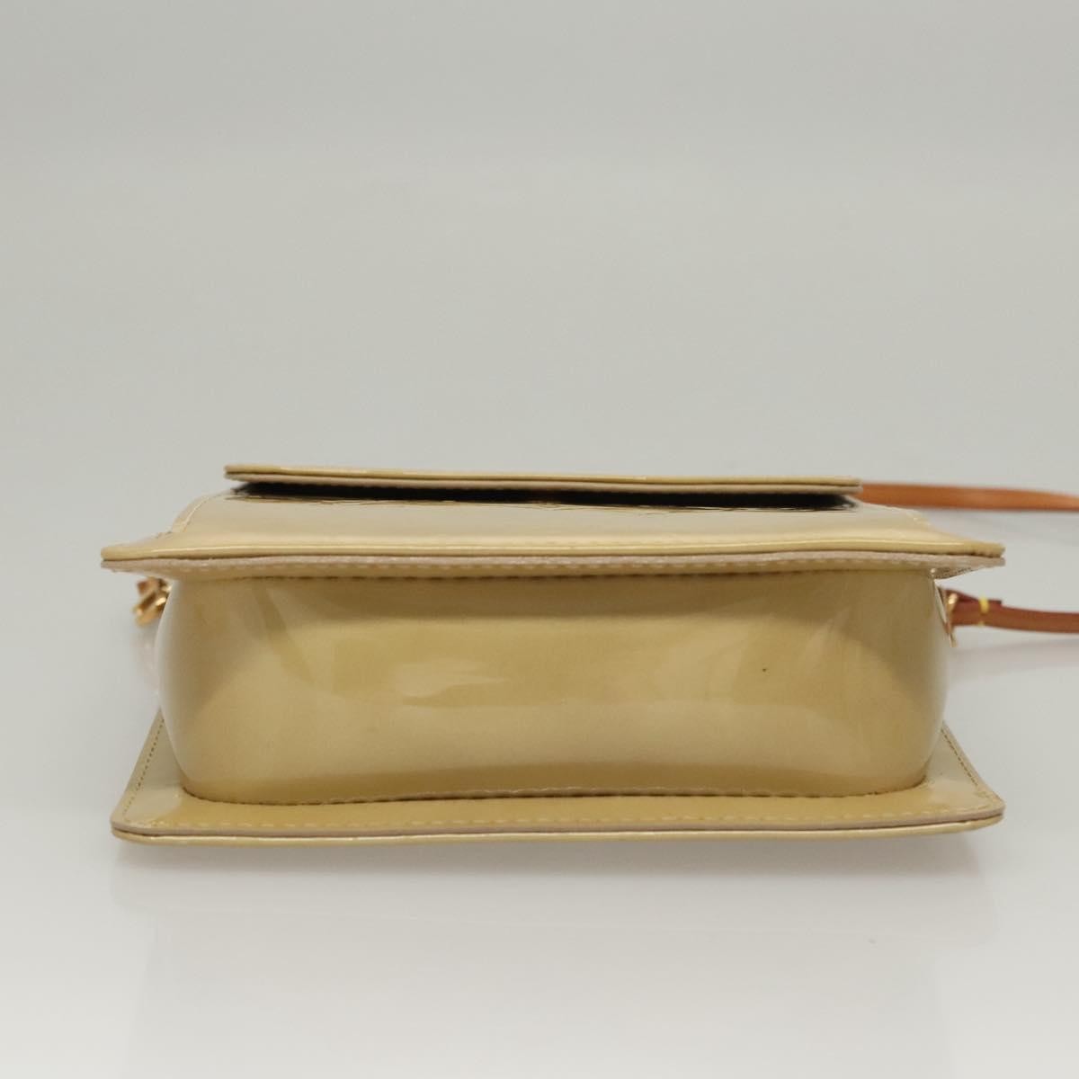 Louis Vuitton Mott Monogram Vernis, Beige, Patent Leather, Clutch