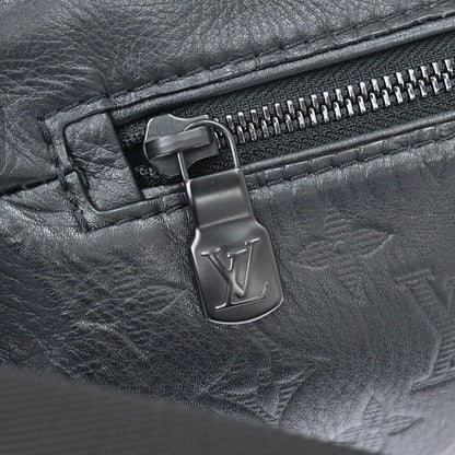 Louis Vuitton Discovery Bumbag Monogram Shadow Leather, Black, Leather, Crossbody Bag