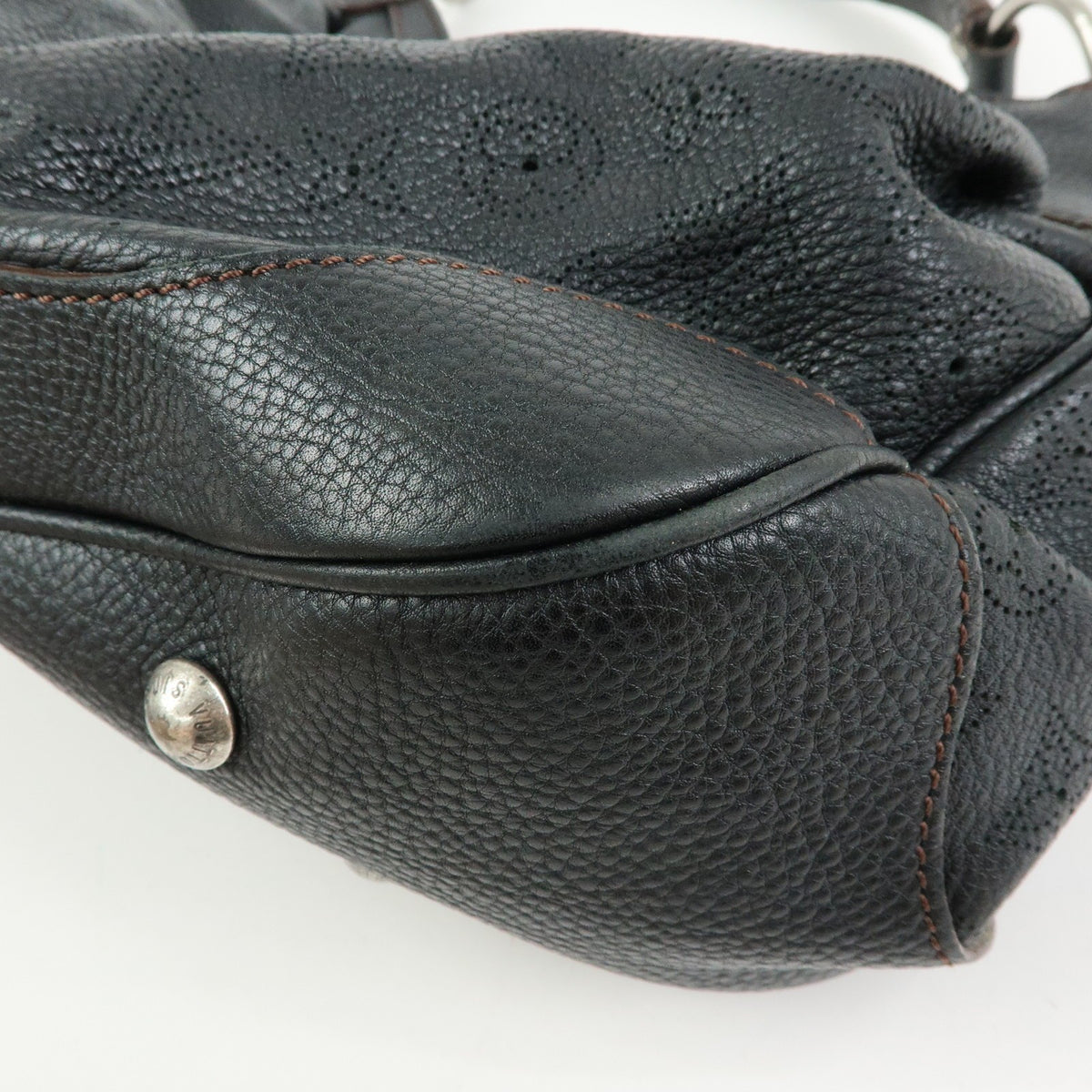 Louis Vuitton Solar Mahina Leather, Black, Leather, Handbag