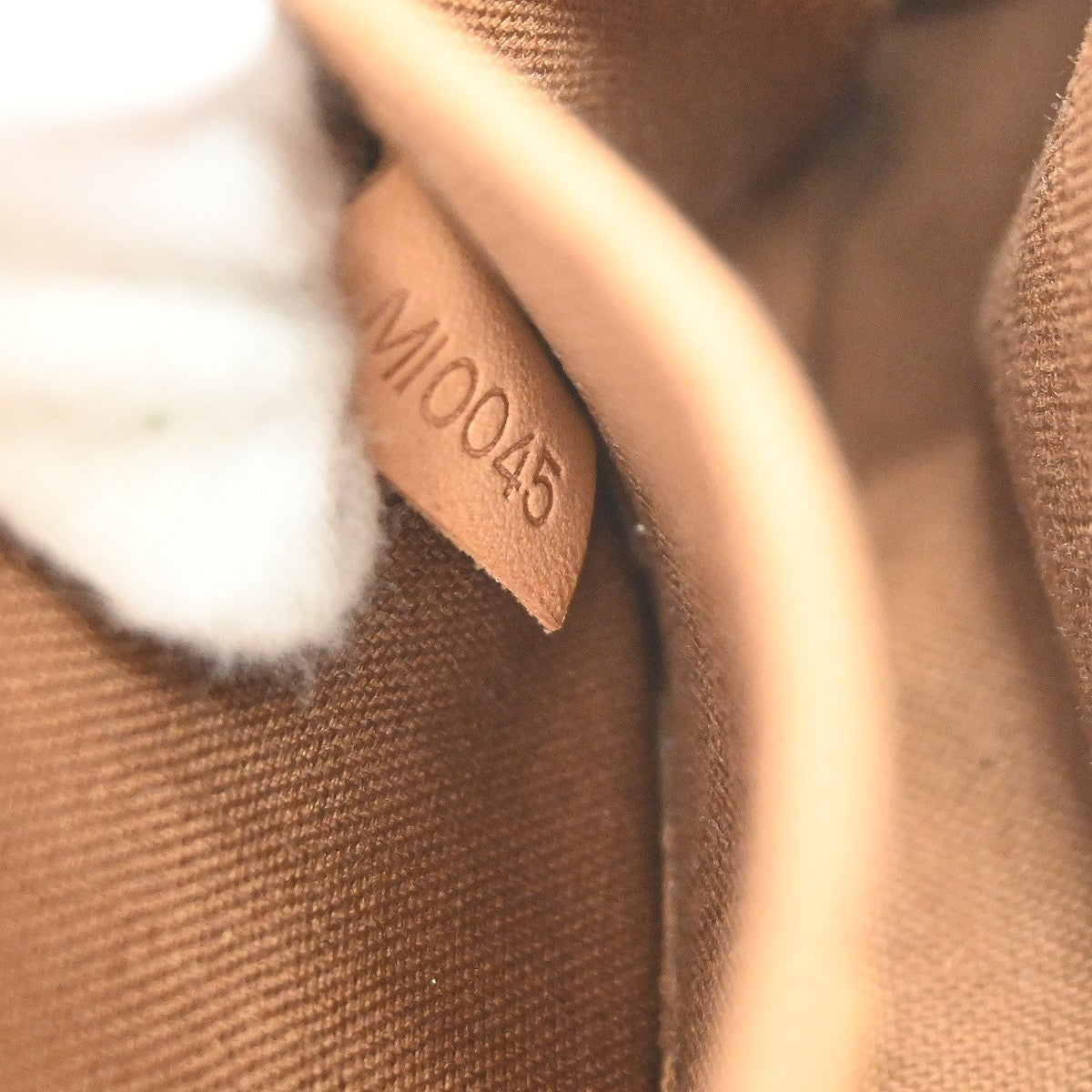 Louis Vuitton Marelle Waist Monogram Canvas, Brown, Canvas, Clutch