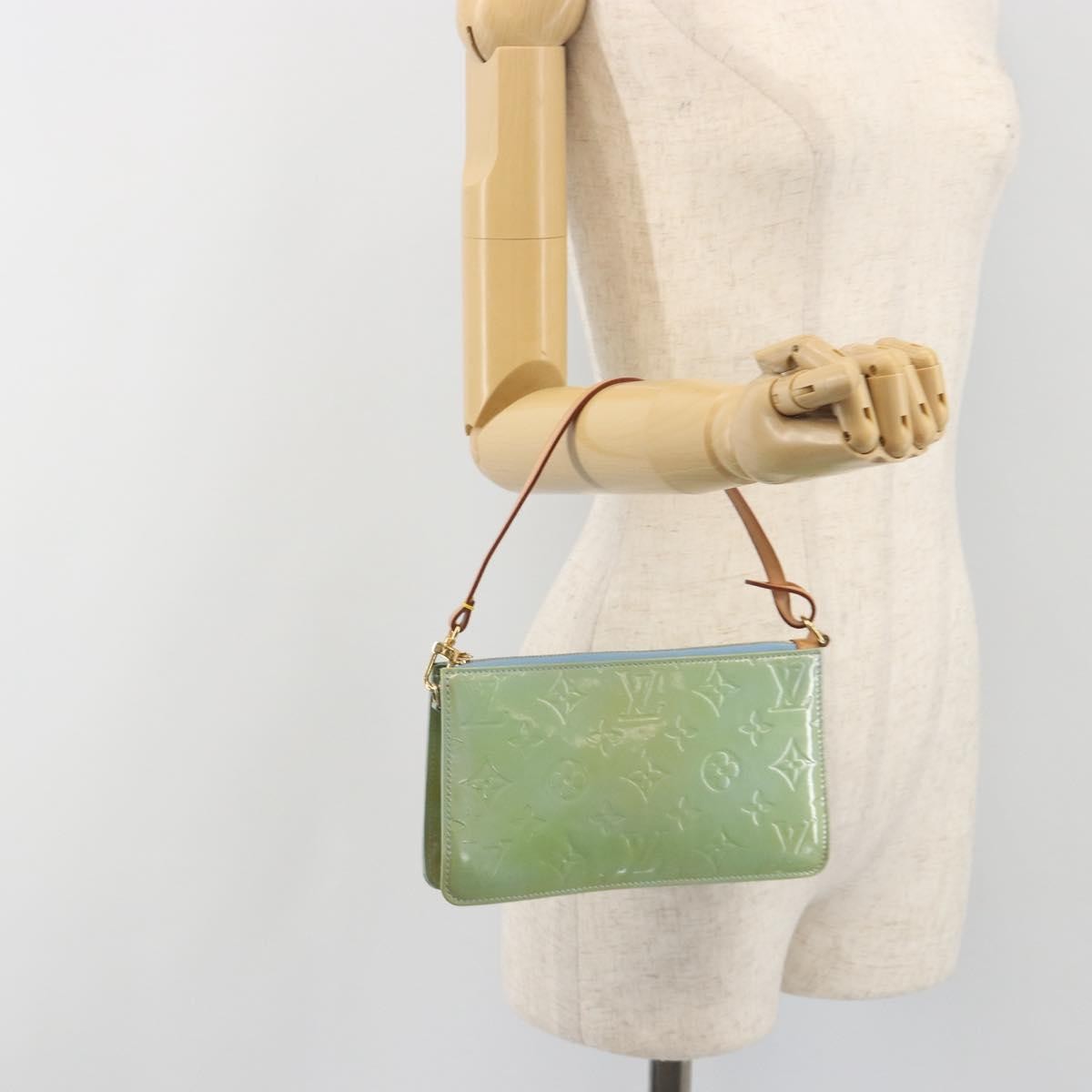 Louis Vuitton Lexington Pochette Monogram Vernis, Blue, Patent Leather, Clutch