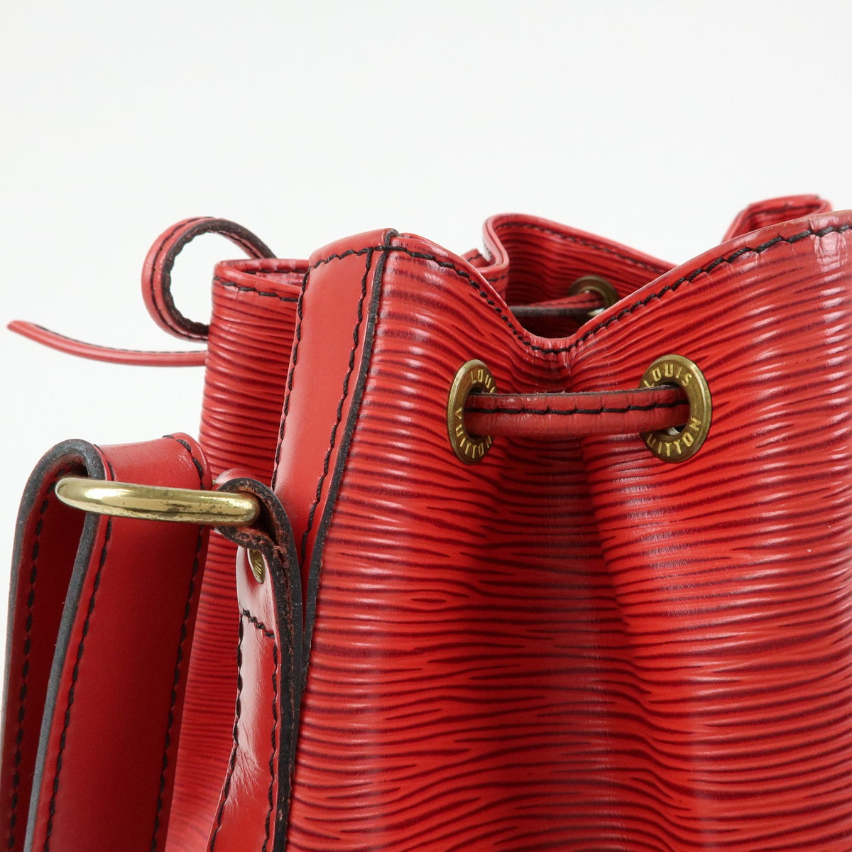 Louis Vuitton Petit Noe Epi Leather, Red, Leather, Handbag