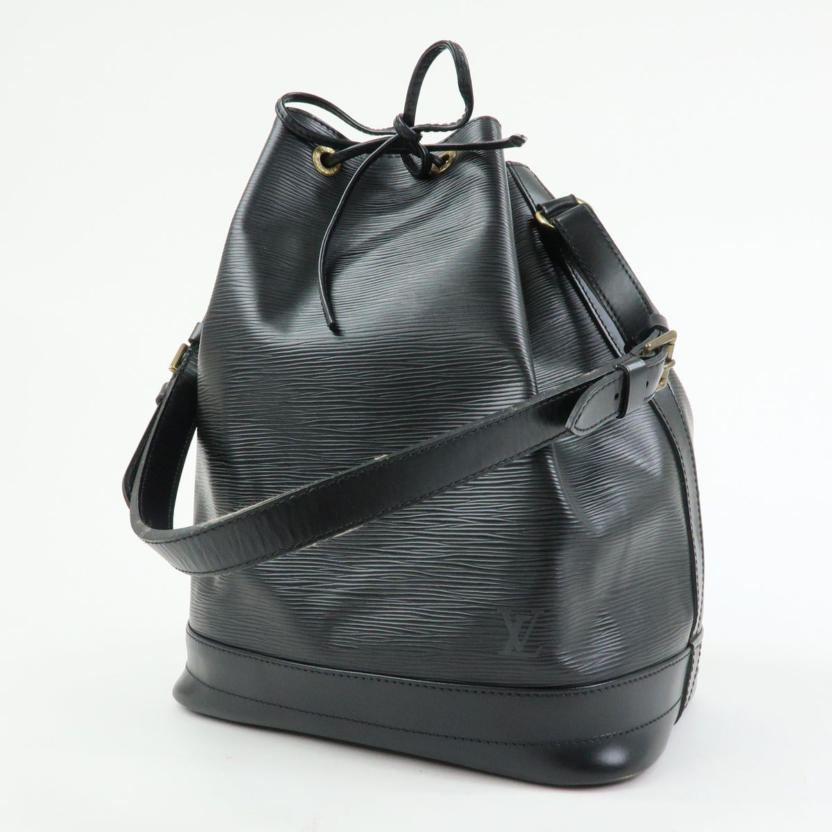 Louis Vuitton Noe Epi Leather, Black, Leather, Shoulder Bag