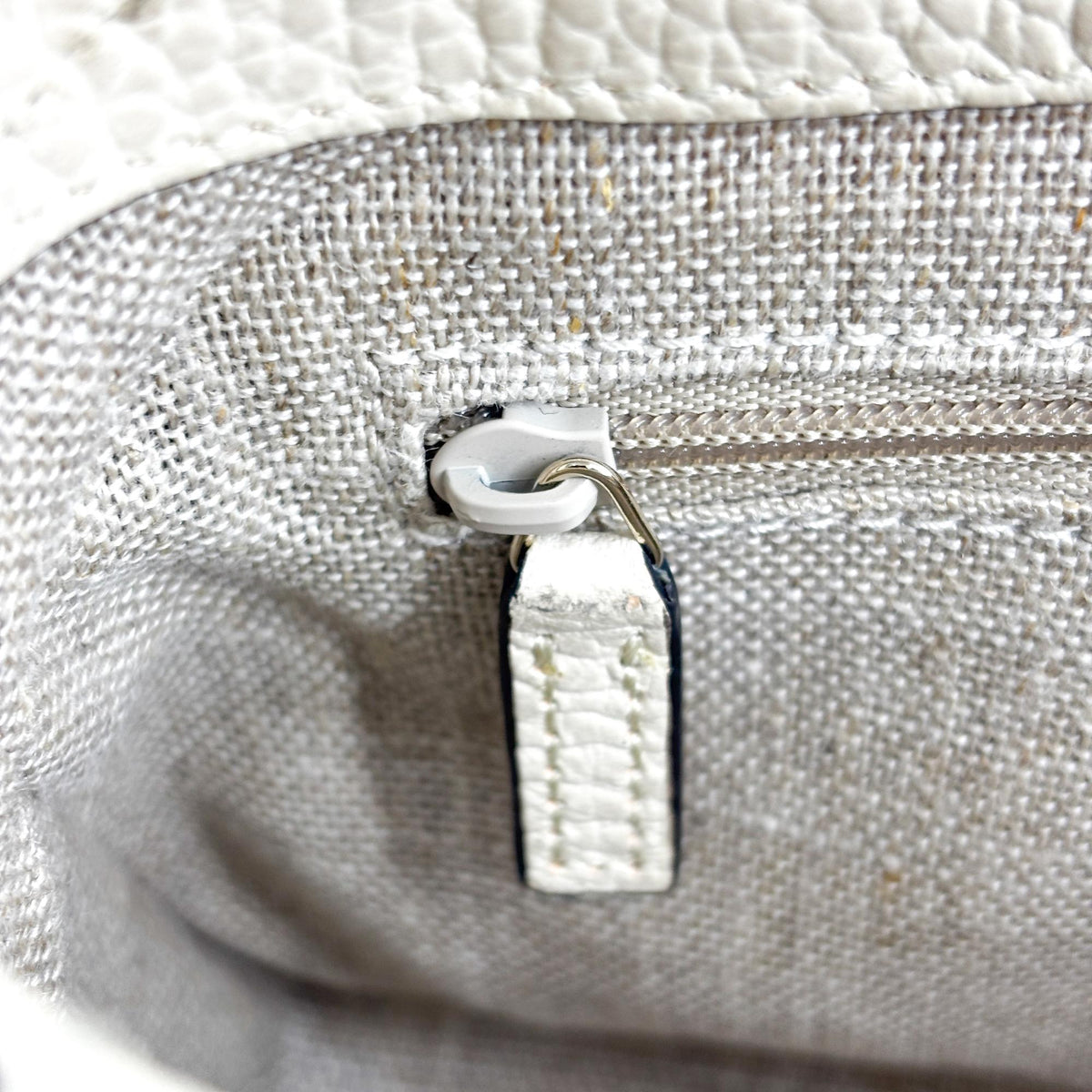 Gucci Interlocking Leather, Beige, Leather, Shoulder Bag