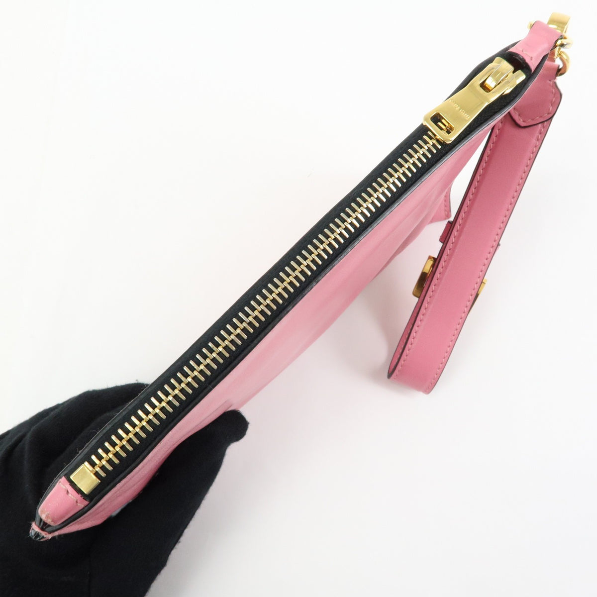 Miu Miu Logo Chain Clutch Shearling, Pink, Leather, Clutch