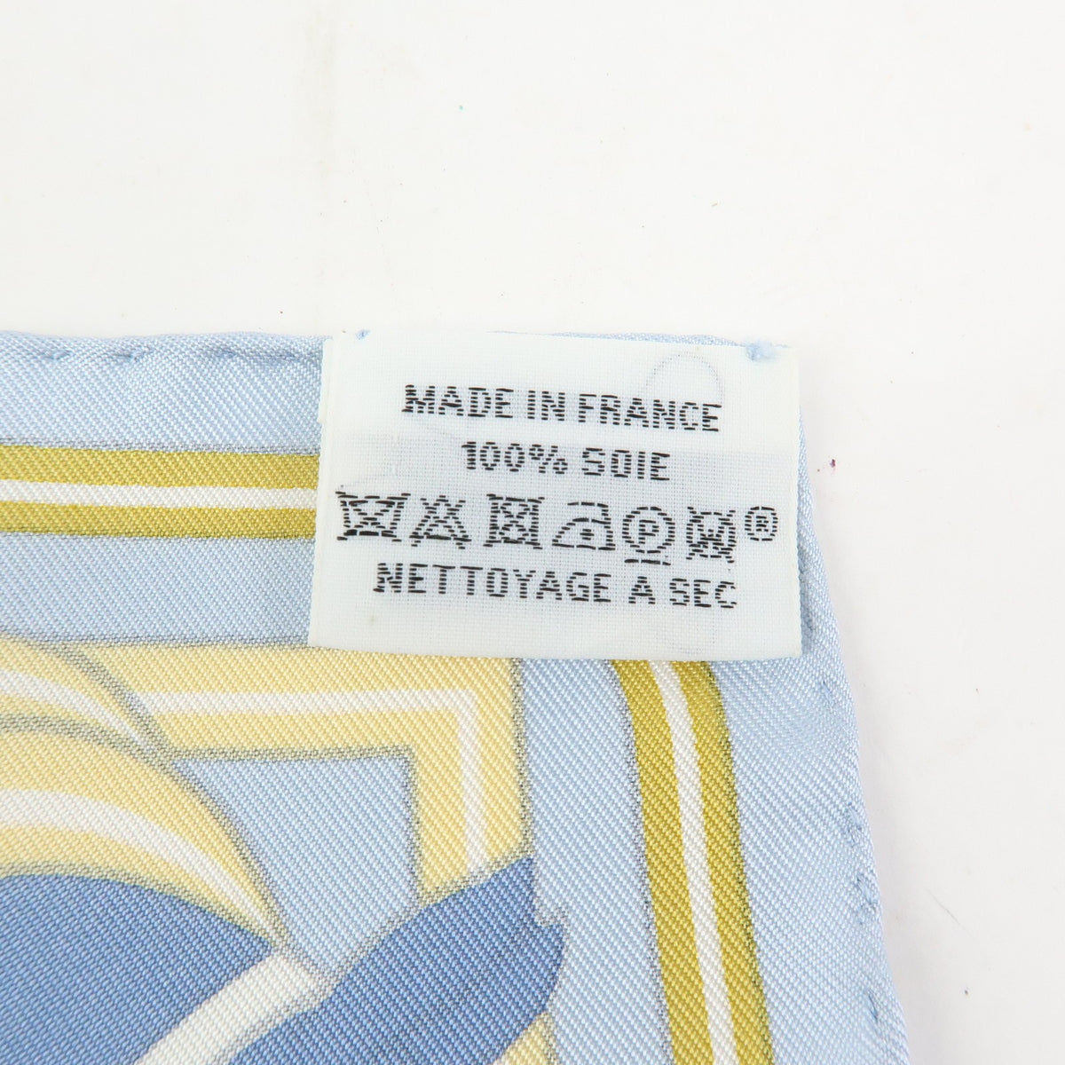Hermes Carré 42 Silk, Red, Silk, Scarf
