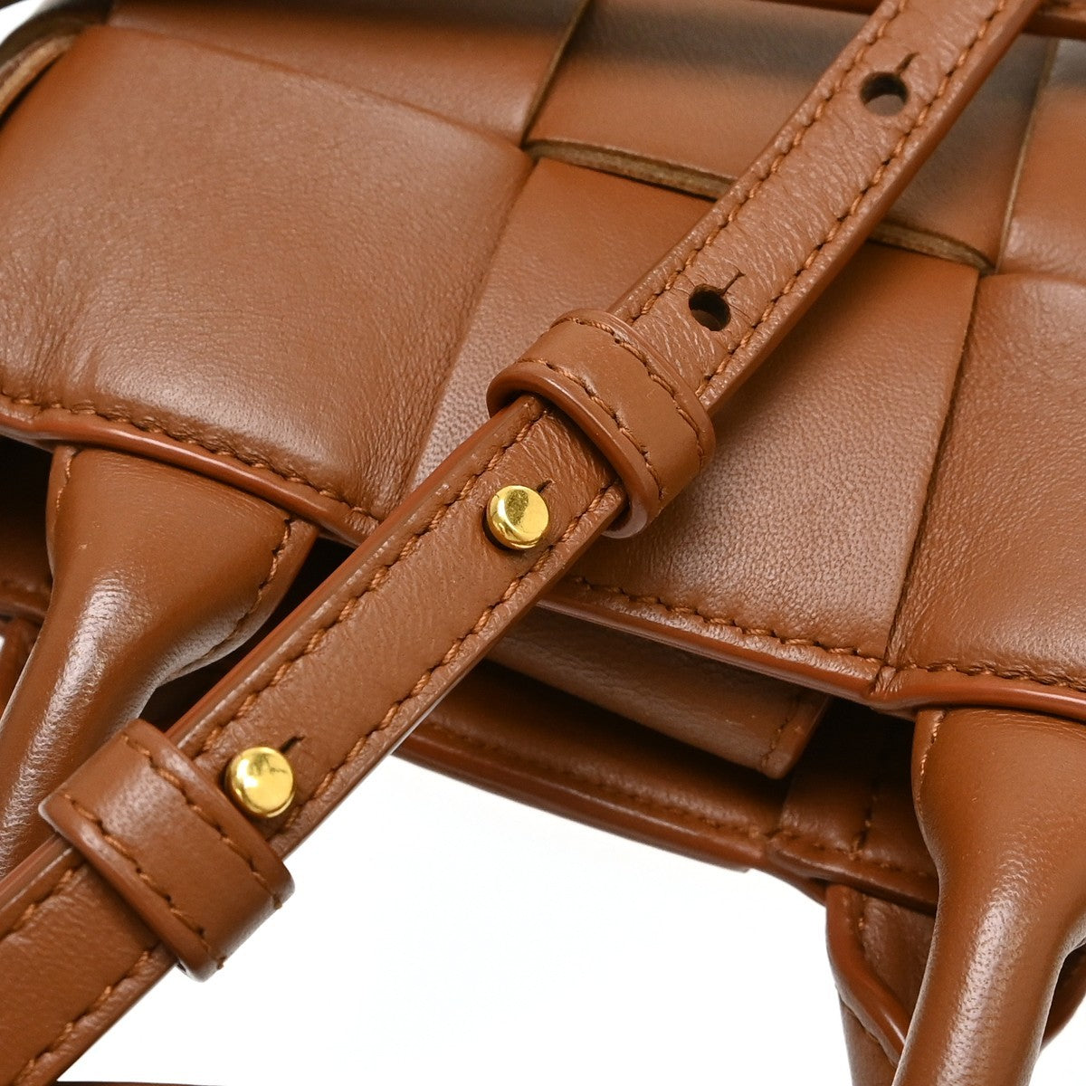 Bottega Veneta Cassette Convertible Tote Maxi Intrecciato Leather, Brown, Leather, Shoulder Bag