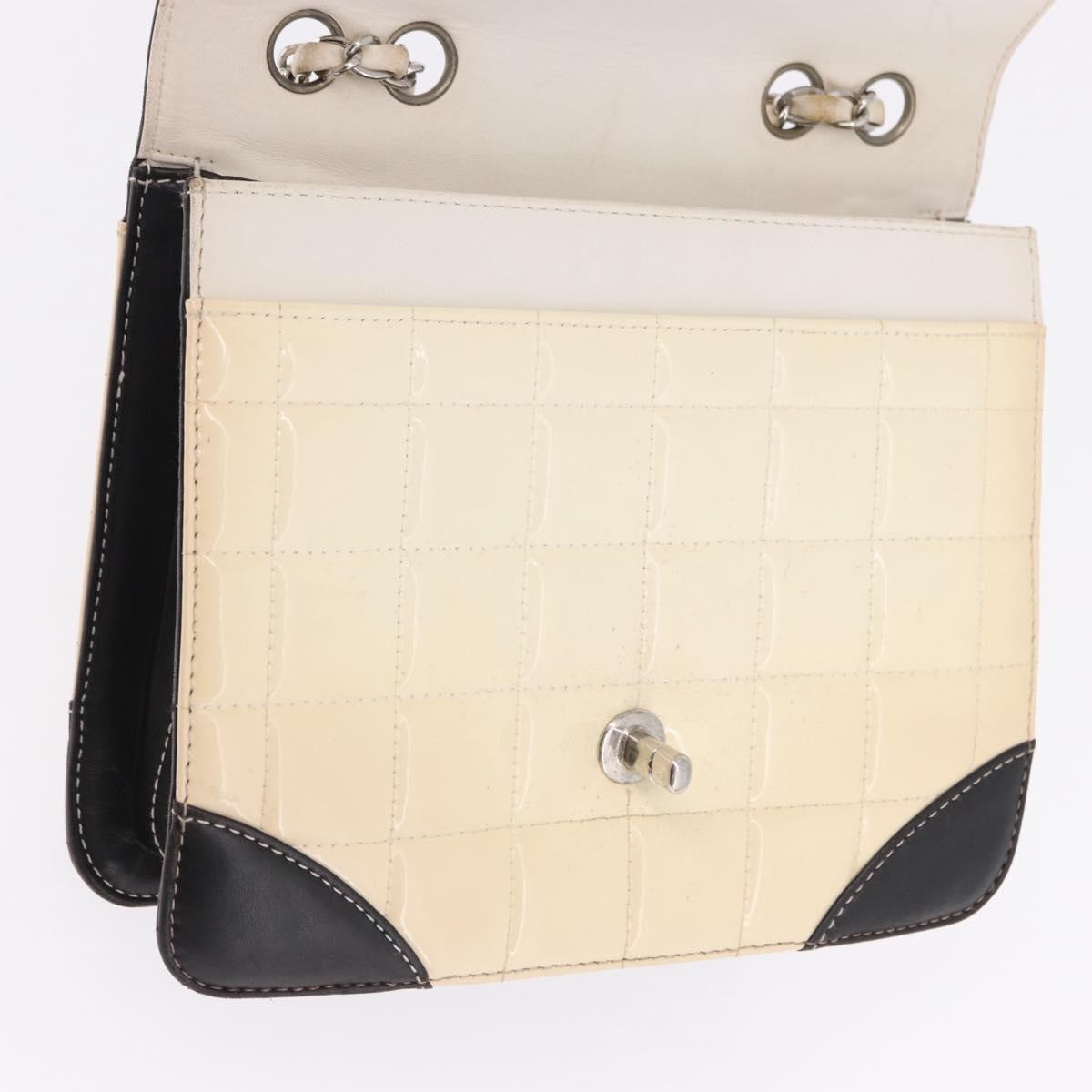 Chanel Vintage Chocolate Bar CC Flap Patent leather, Beige, Patent Leather, Shoulder Bag