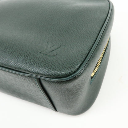 Louis Vuitton Toiletry Pouch Taiga Leather, Green, Leather, Clutch
